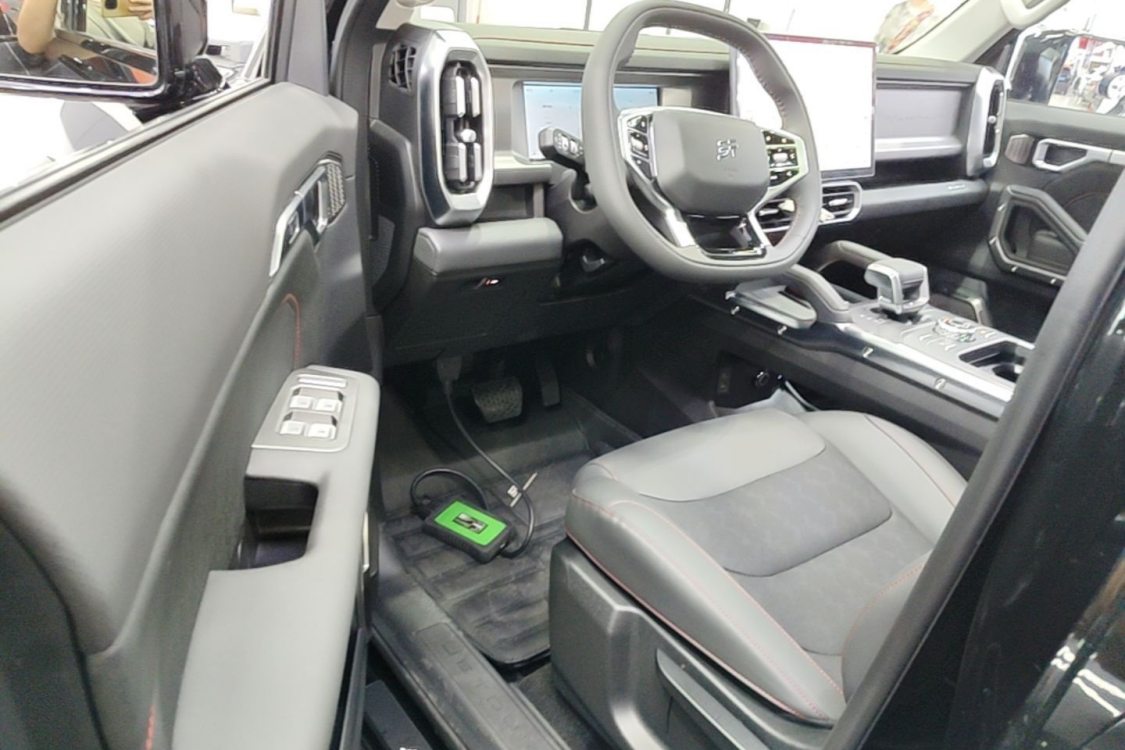 Jetour Traveller 2024 car image #17