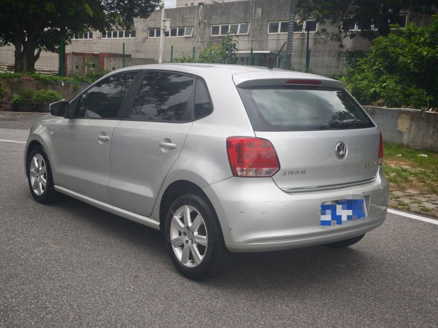 Volkswagen Polo 2013 #4 Volkswagen Polo 2013 car image #4