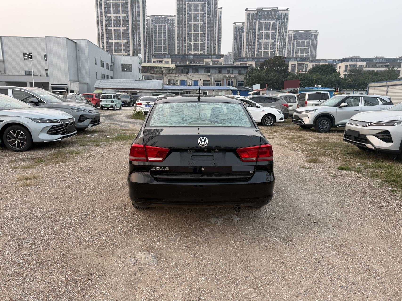 Volkswagen Santana 2014 car image #8