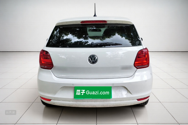 Volkswagen Polo 2015 car image #4
