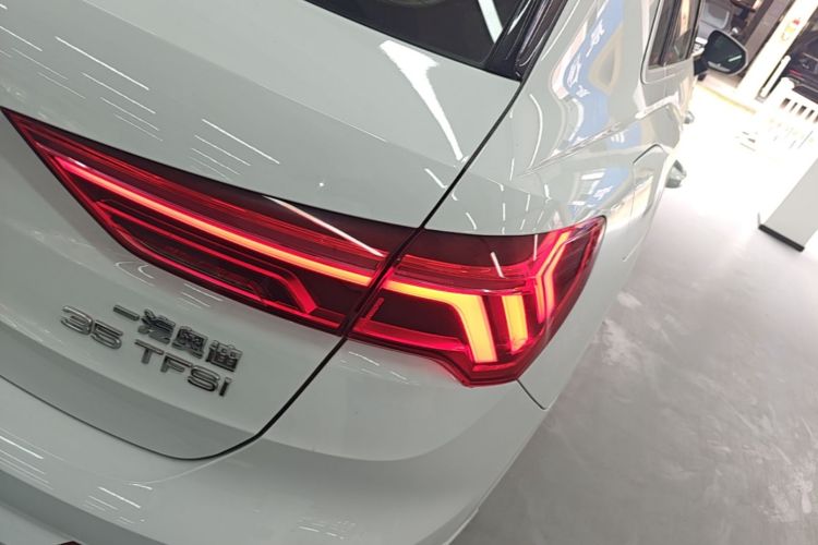 Audi Q3 2020 #8 Audi Q3 2020 car image #8