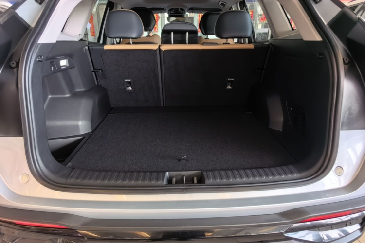 GEELY Boyue L 2022 car image #19