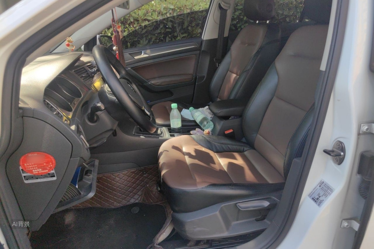 Volkswagen Golf 2014 car image #17