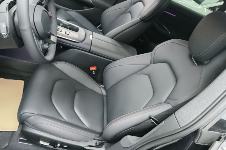 MI SU7 2025 car image #15