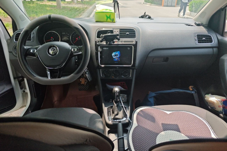 Volkswagen Polo 2019 #7 Volkswagen Polo 2019 car image #7