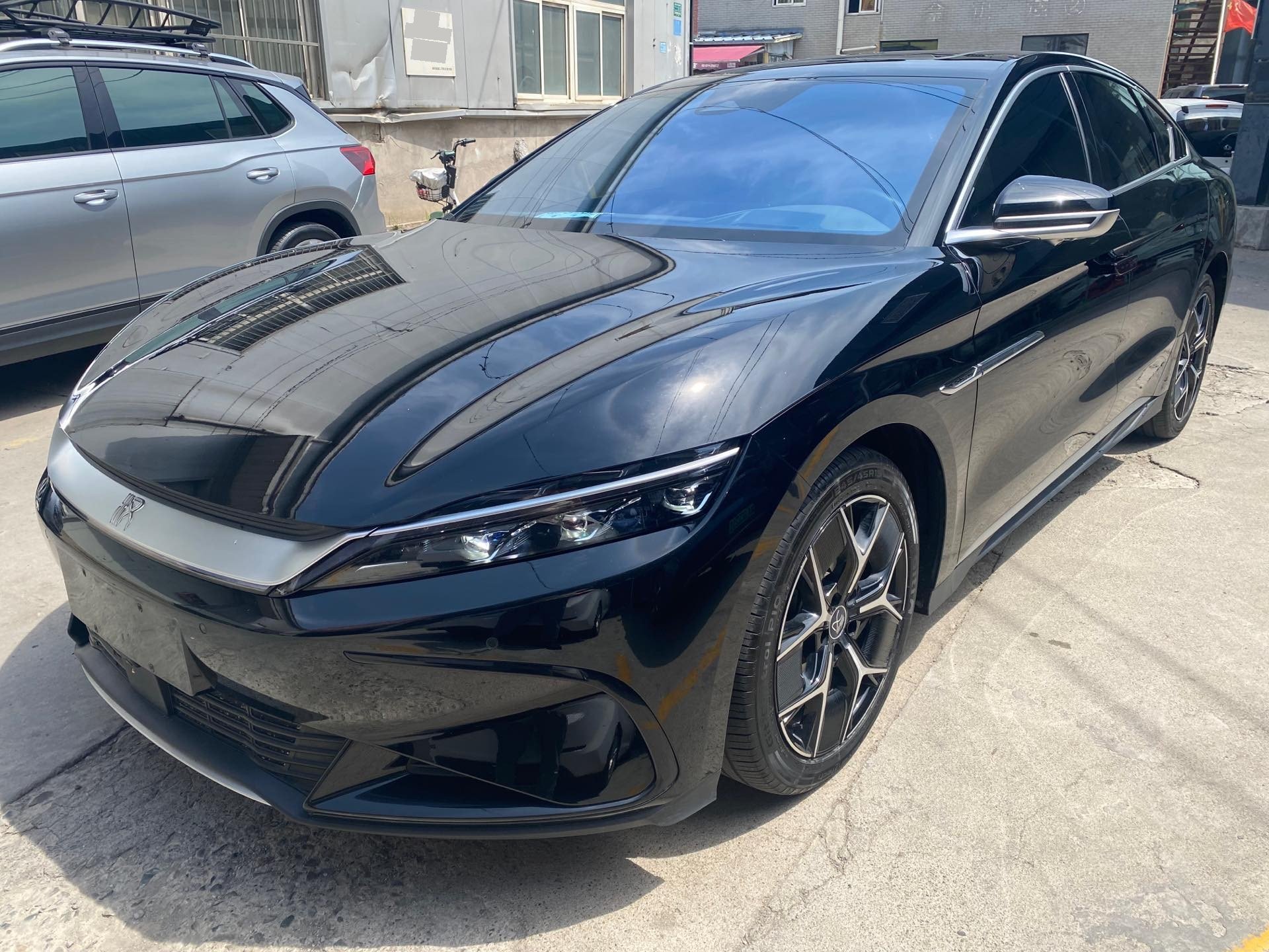 BYD Han 2024 BYD Han 2024 car image