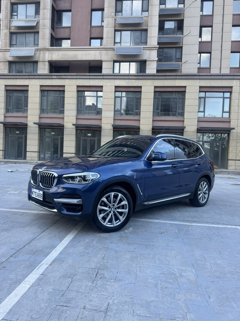 BMW X3 2020 car image 
