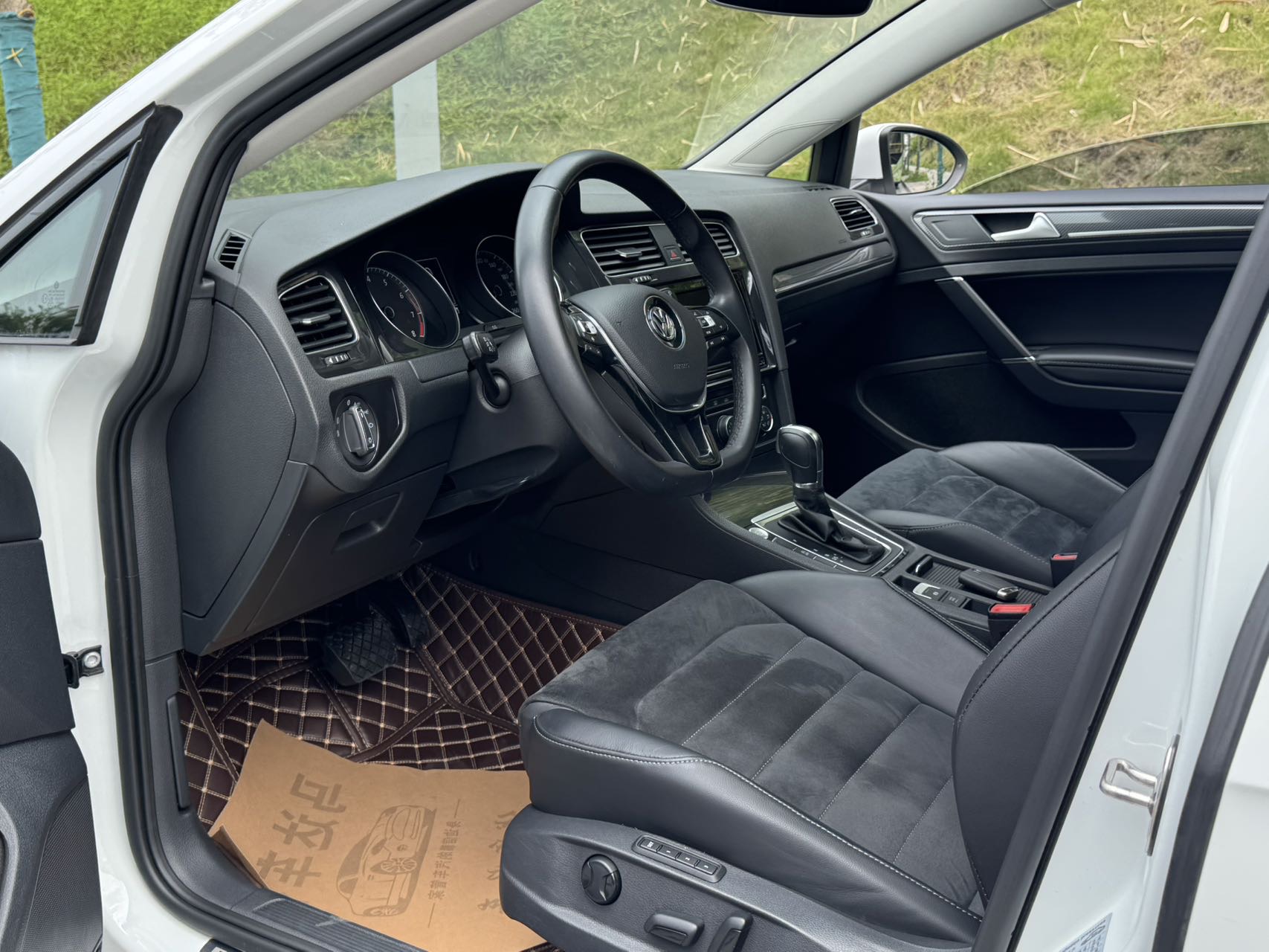 2019 image de voiture #4