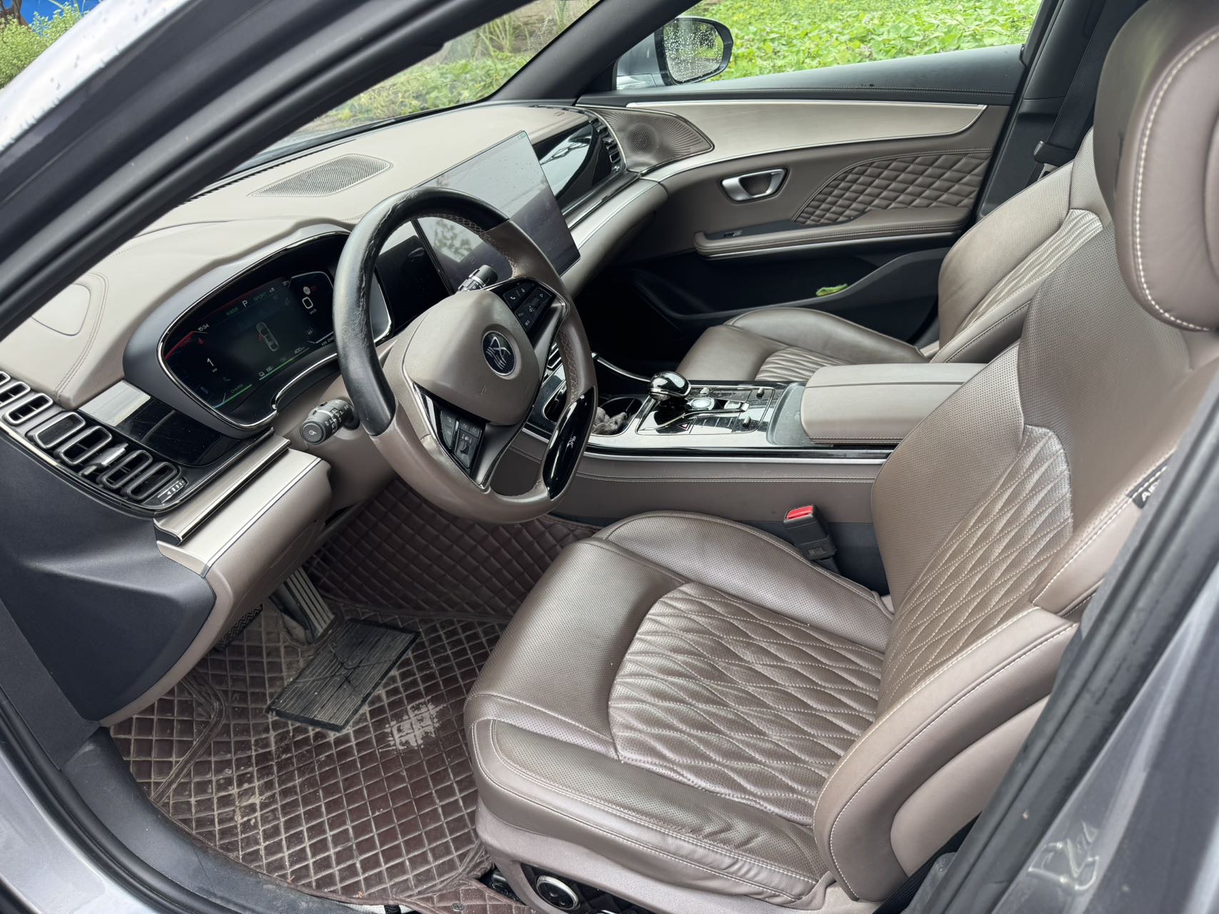 BYD Han 2023 #6 BYD Han 2023 car image #6