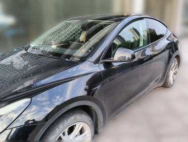 Tesla Model Y 2023 immagine di auto 