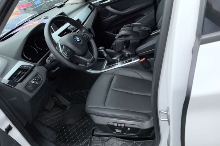 BMW X1 2019 #15 BMW X1 2019 car image #15