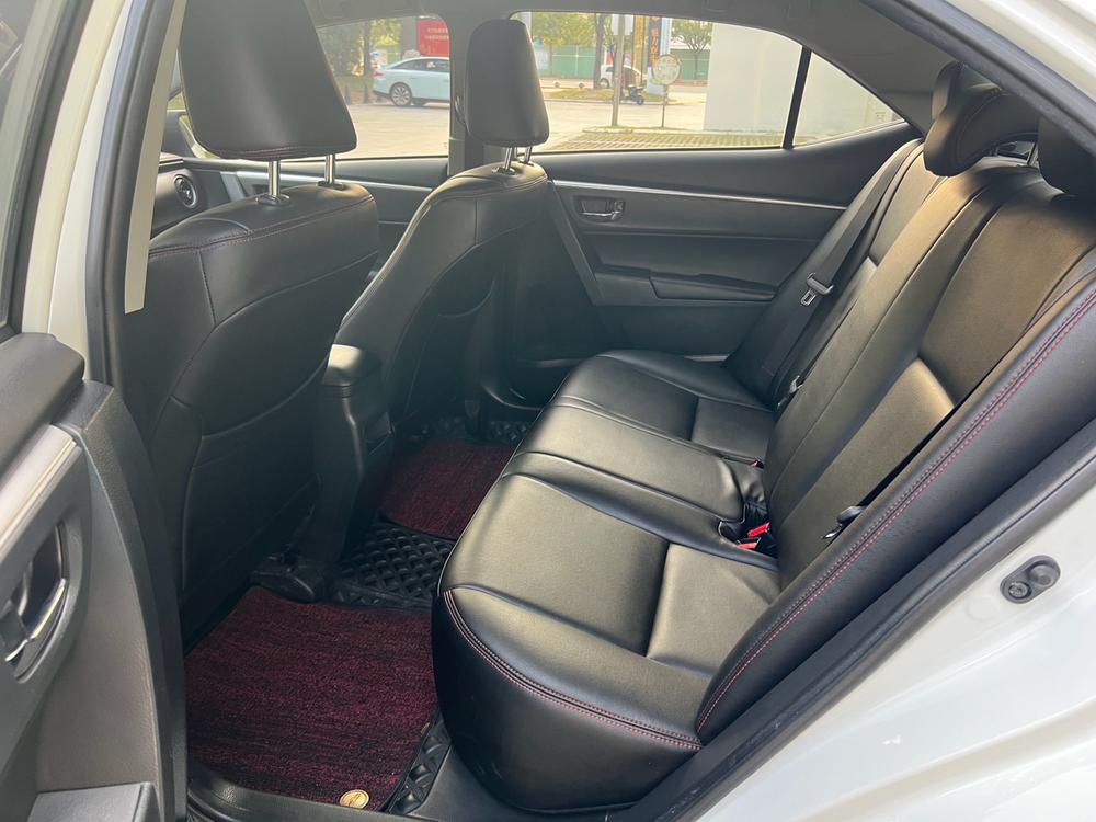 Toyota Corolla 2018 car image #14