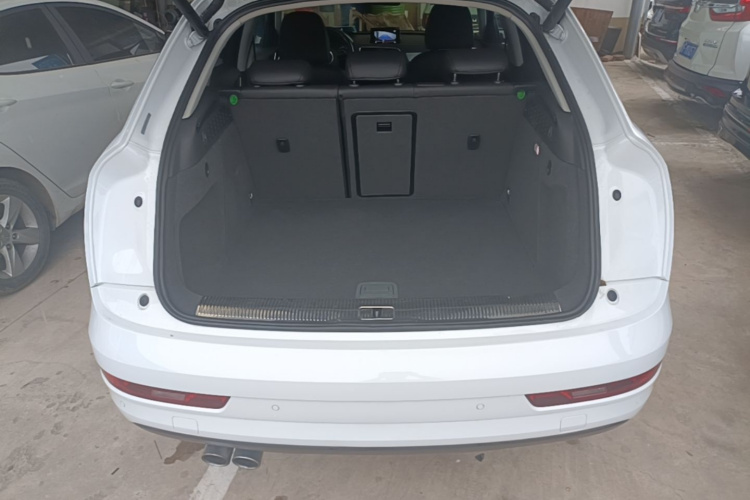 Audi Q3 2018 #19 Audi Q3 2018 car image #19