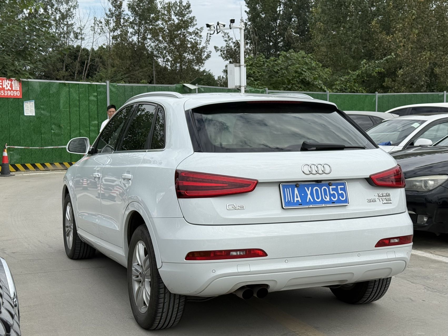 Audi Q3 2015 car image #6
