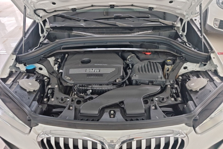 BMW X1 2021 #22 BMW X1 2021 immagine di auto #22