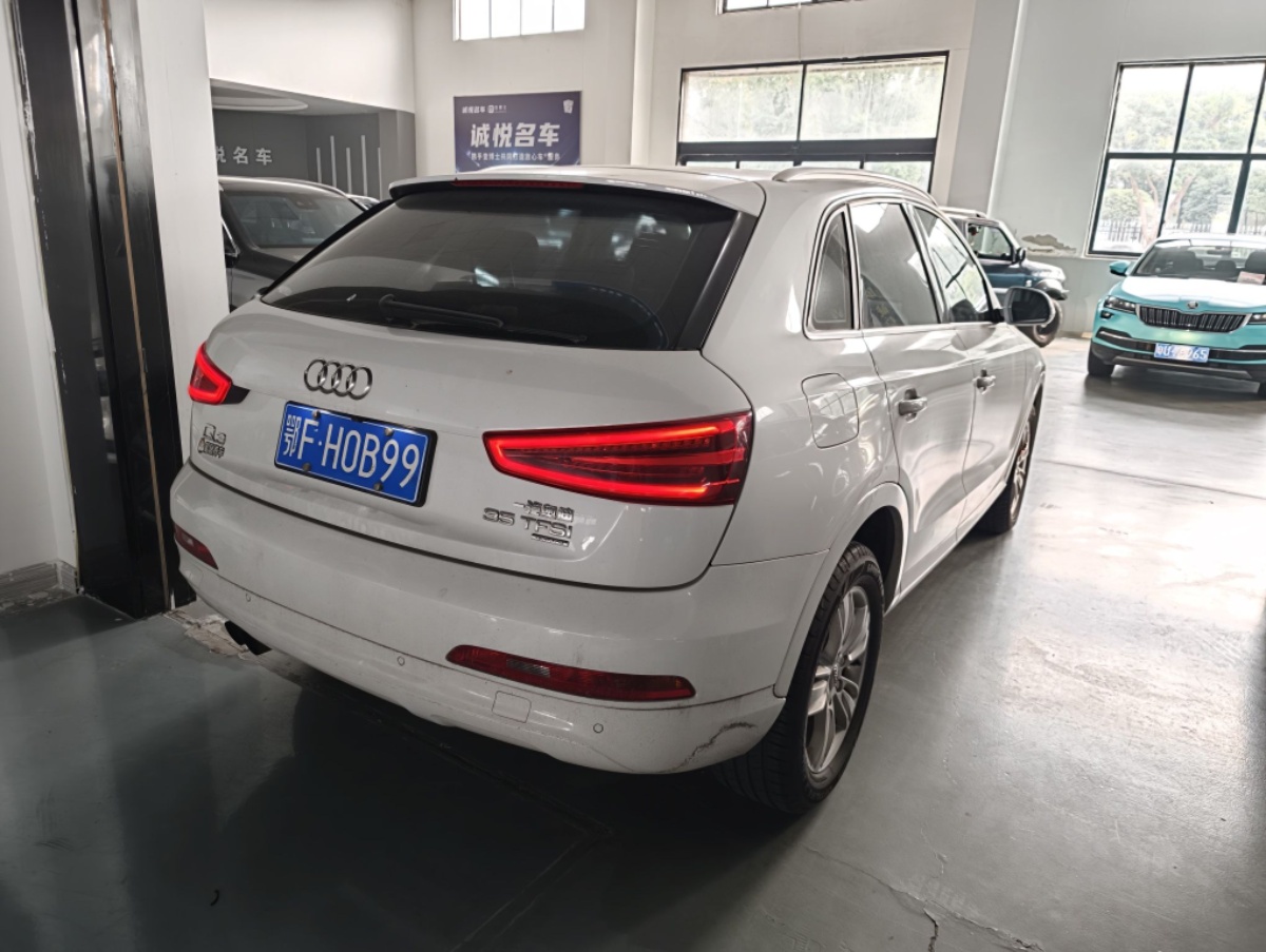 Audi Q3 2015 #8 Audi Q3 2015 car image #8