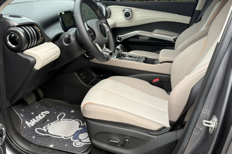 BYD Yuan Plus 2023 изображение автомобиля #25