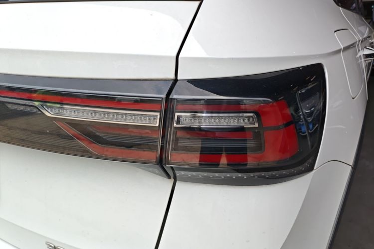Volkswagen Tharu 2023 car image #8