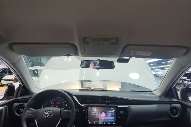 Toyota Corolla 2017 immagine di auto #18