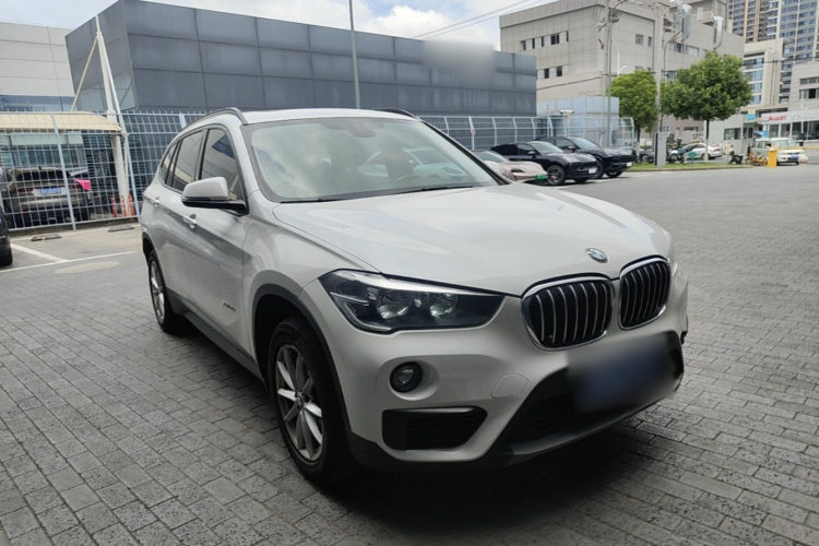 BMW X1 2017 #6 BMW X1 2017 car image #6