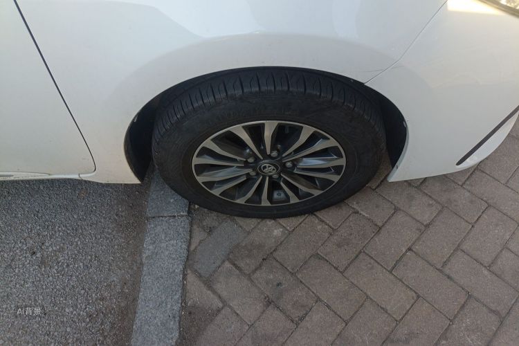 Toyota Corolla 2018 car image #9