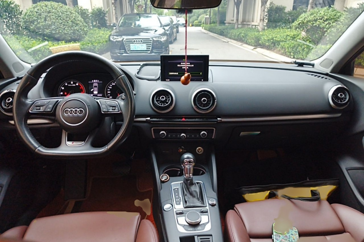 Audi A3 2019 #12 Audi A3 2019 car image #12