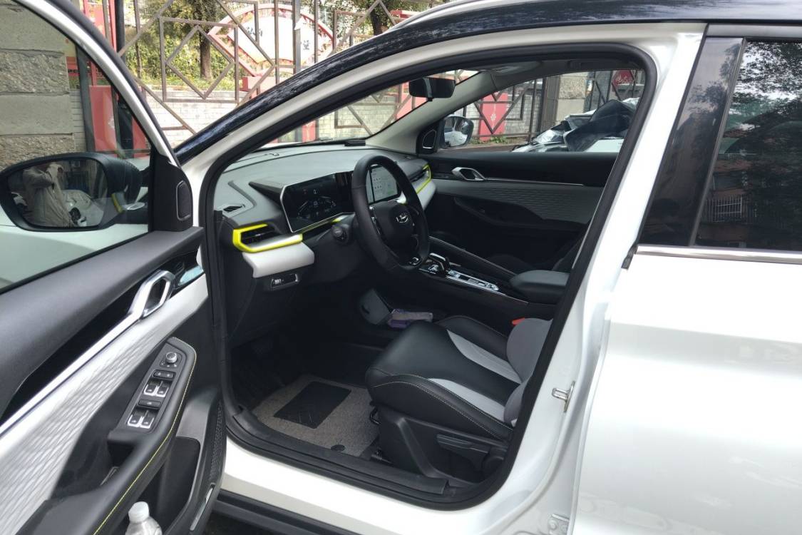 GEELY Coolray 2023 #18 GEELY Coolray 2023 car image #18