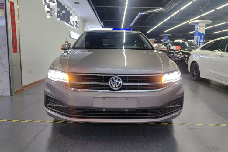 Volkswagen Bora 2020 car image #3
