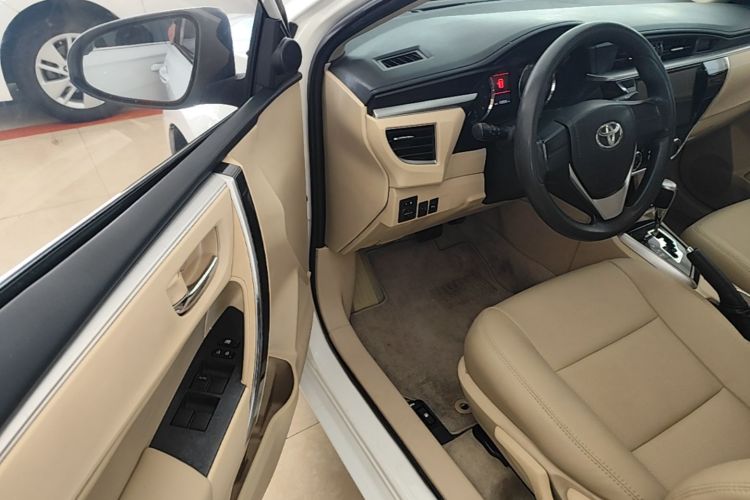 Toyota Corolla 2014 car image #16