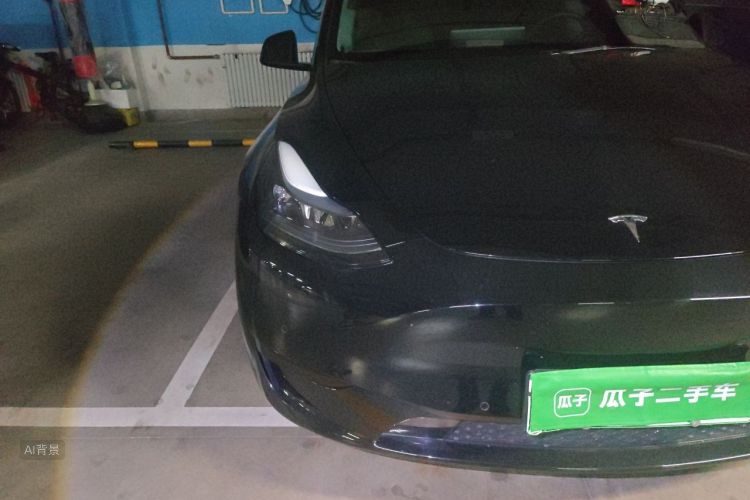 Tesla Model Y 2023 car image #8