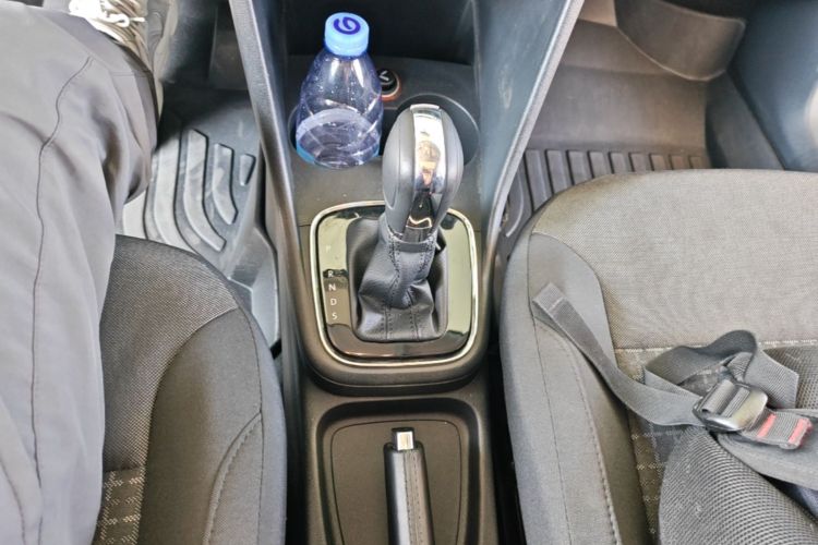 Volkswagen Polo 2016 image de voiture #14