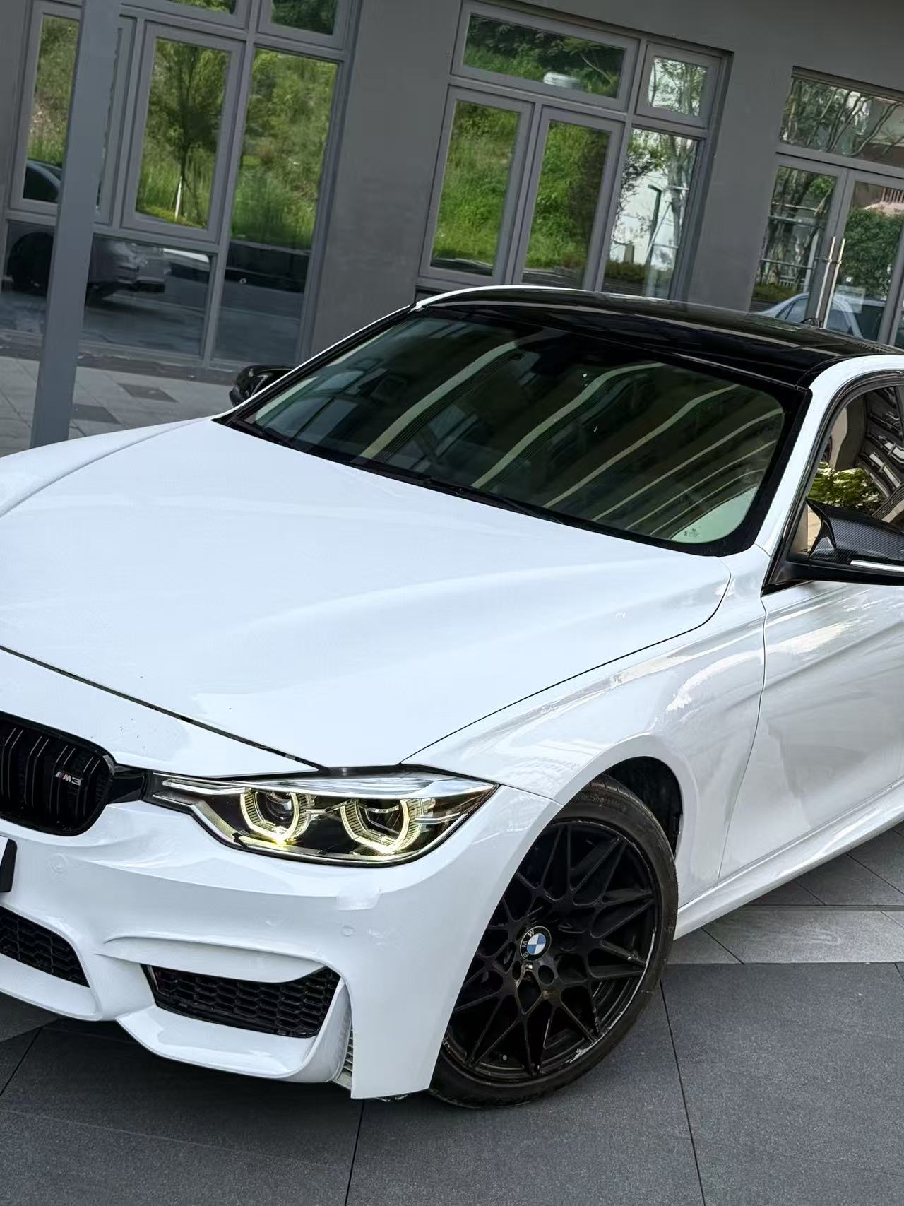 BMW 3 Series 2016 car image #2