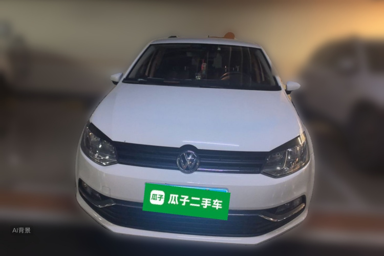 Volkswagen Polo 2015 car image #3