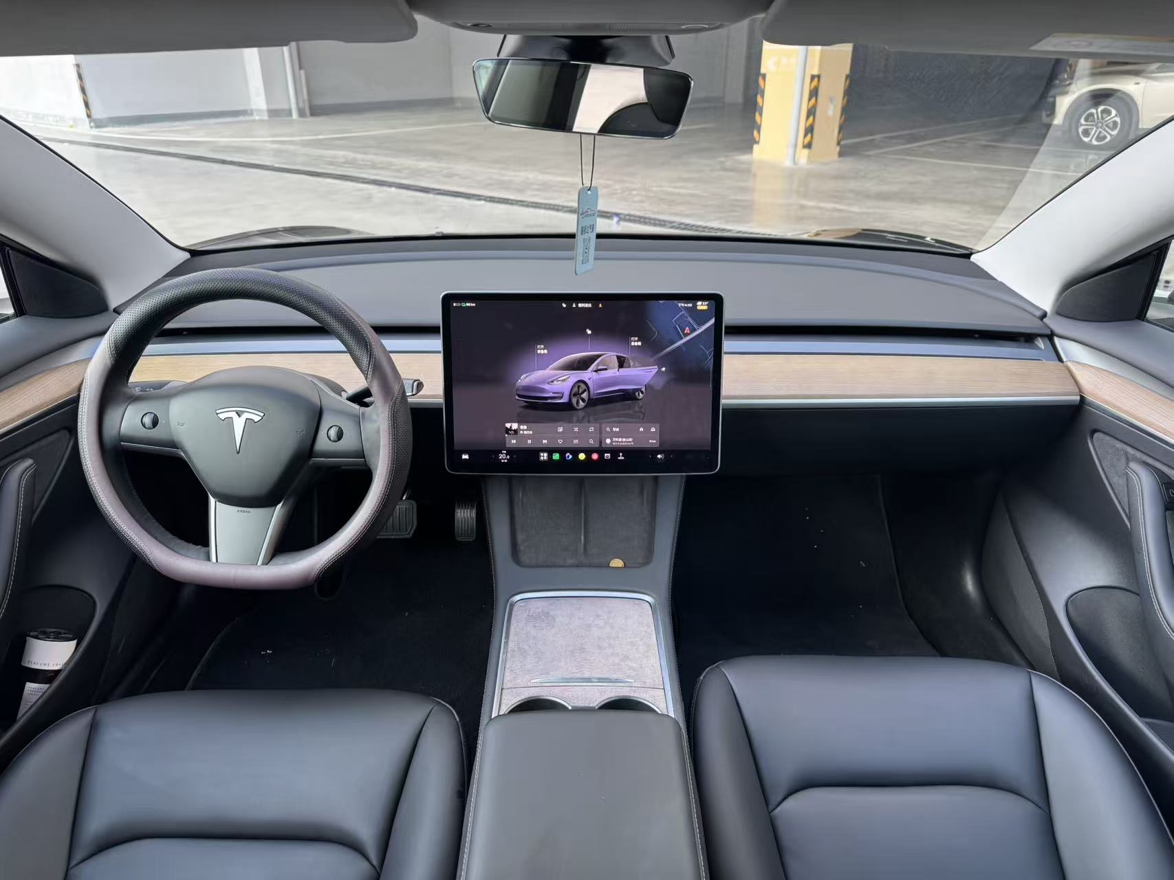 Tesla Model 3 2022 car image #5