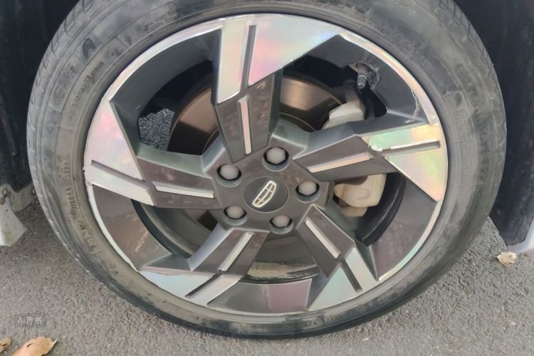 GEELY Emgrand L HiP 2022 car image #9