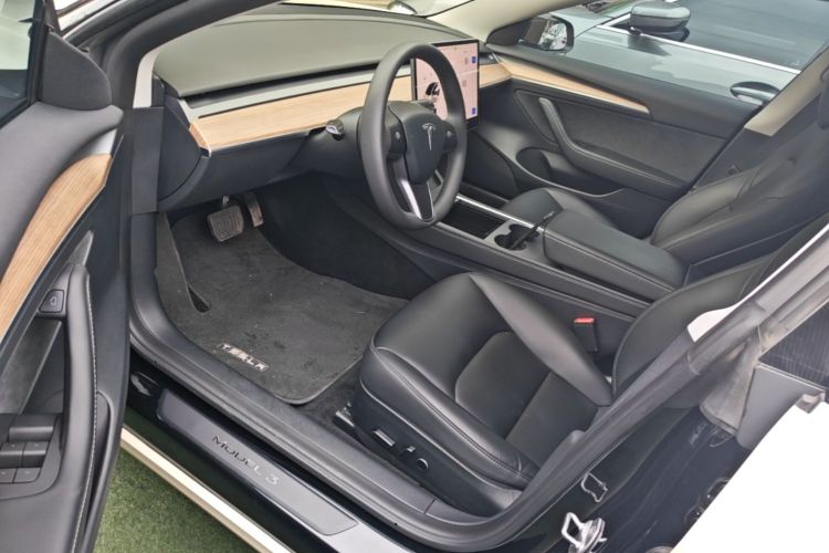 Tesla Model 3 2023 #16 Tesla Model 3 2023 car image #16