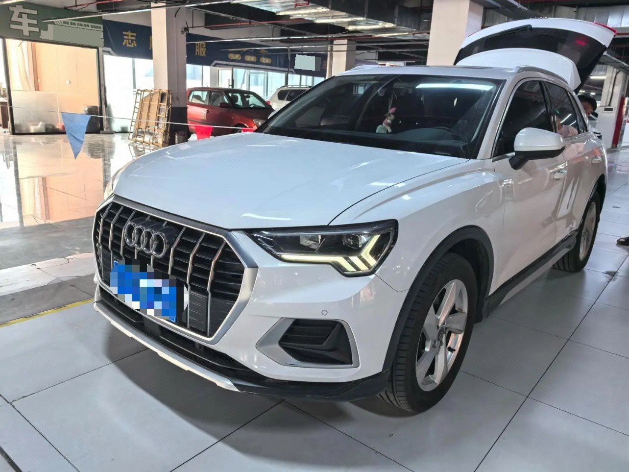 Audi Q3 2019 Audi Q3 2019 car image