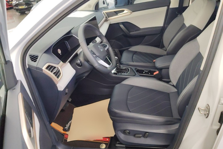 Volkswagen Tharu 2025 #15 Volkswagen Tharu 2025 car image #15