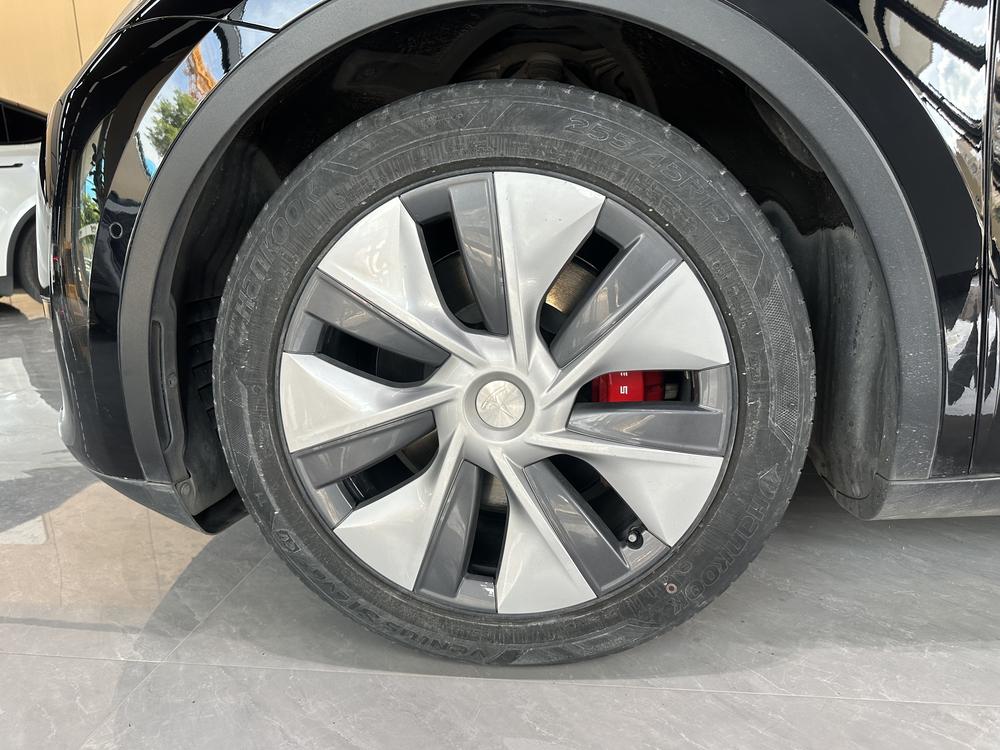 Tesla Model Y 2021 #10 Tesla Model Y 2021 car image #10