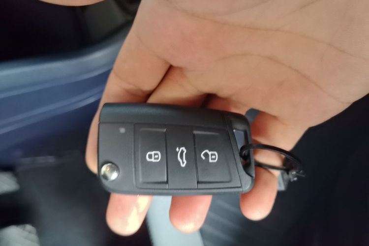 Volkswagen Tharu 2025 car image #9