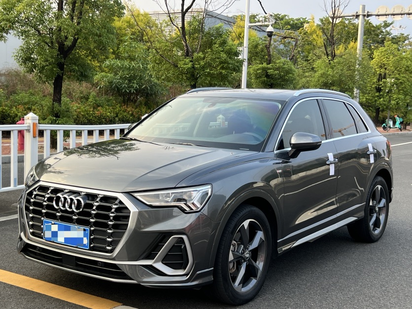 Audi Q3 2020 Audi Q3 2020 car image