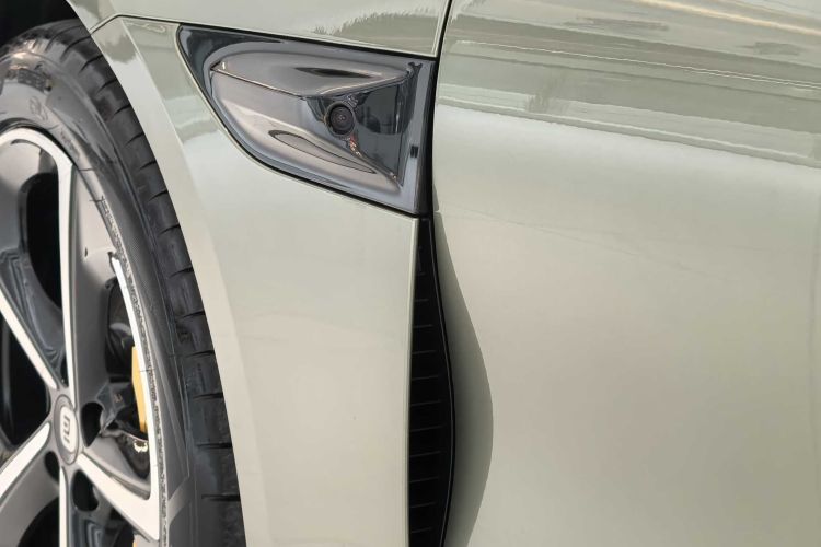 MI SU7 2025 car image #10