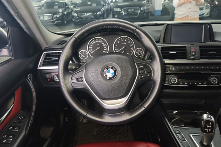 BMW 3 Series 2017 #11 BMW 3 Series 2017 car image #11
