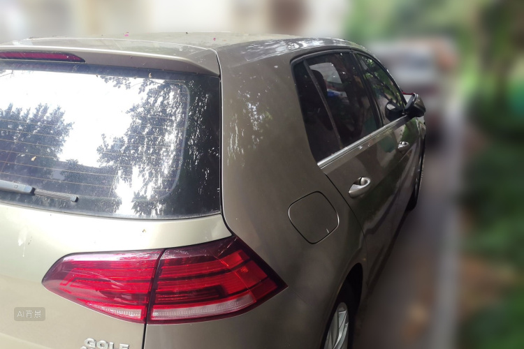 Volkswagen Golf 2018 car image #7