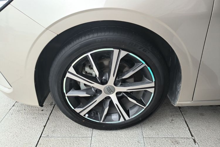 GEELY Emgrand 2022 #9 GEELY Emgrand 2022 car image #9