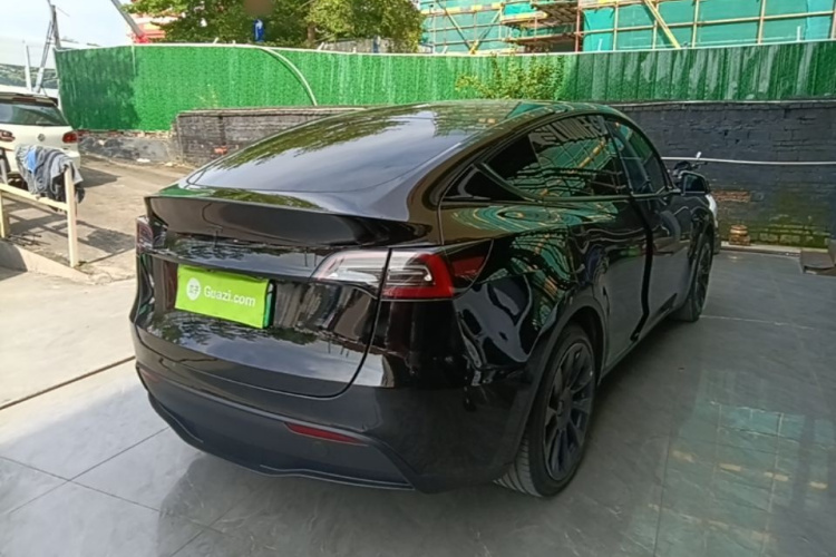 Tesla Model Y 2022 #7 Tesla Model Y 2022 car image #7