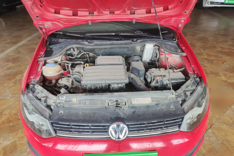 Volkswagen Polo 2015 #20 Volkswagen Polo 2015 car image #20