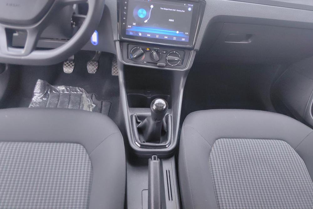 Volkswagen Santana 2017 #15 Volkswagen Santana 2017 car image #15