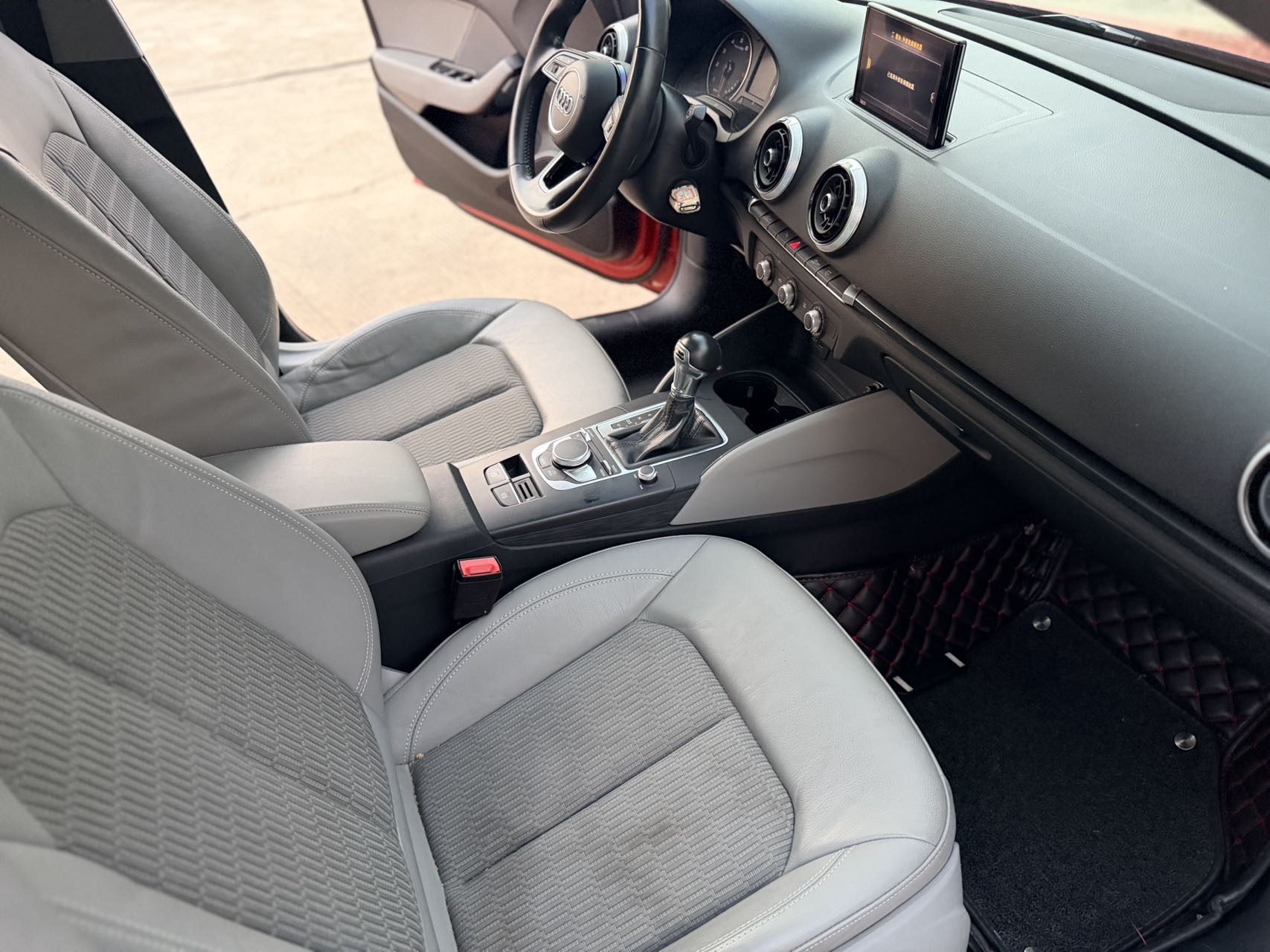 Audi A3 2019 car image #6