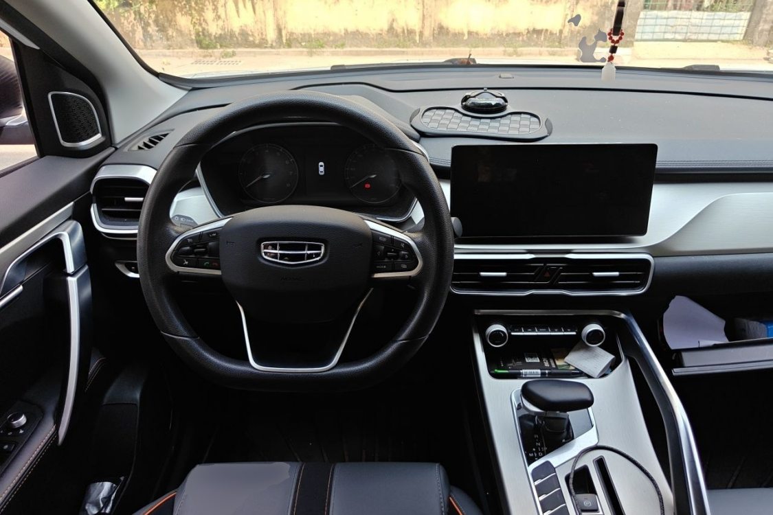 GEELY Coolray 2024 imagen de coche #23